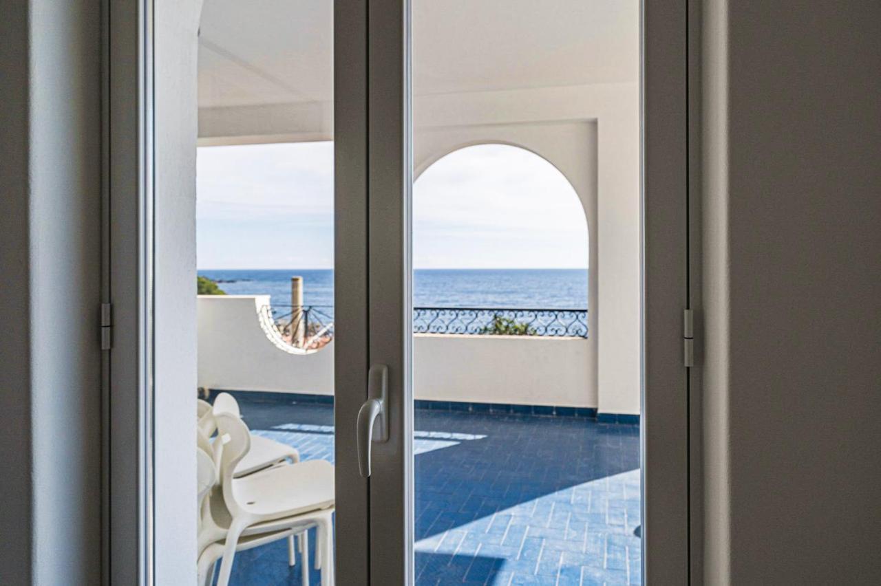 B&B Sea Terrace Aci Castello Eksteriør billede